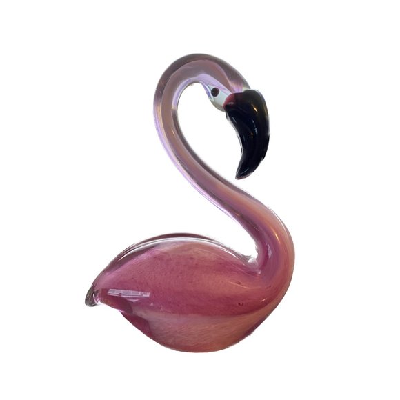 Art Glass Pink Flamingo With Smooth Pontil Six Inches Tall and 5 Inches Wide - Picture 3 of 8